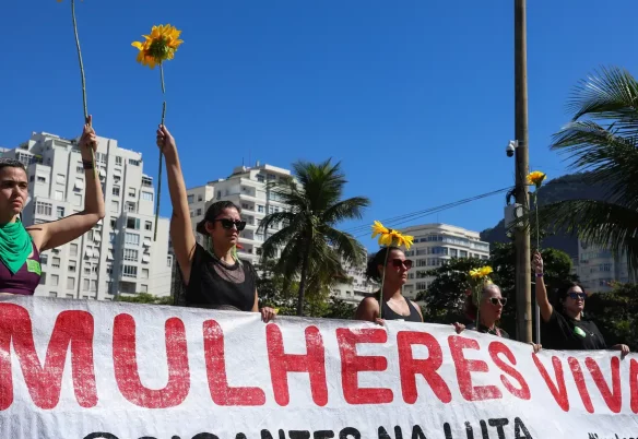 Mulheres vão às ruas pela votação do PL da Misoginia
