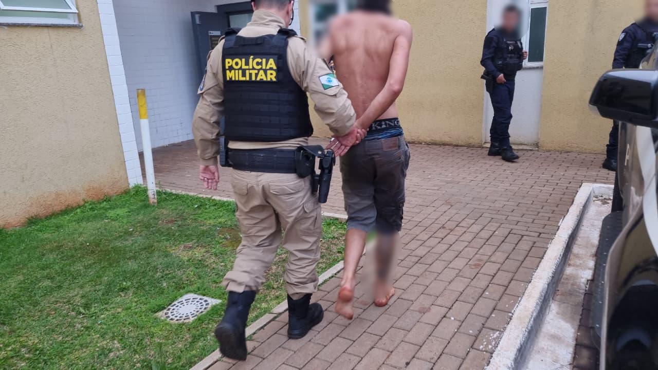 Homem é detido pela PM por ameaça e porte de simulacro no Bairro Neva