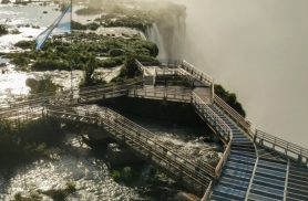 Garganta do Diabo será fechada temporariamente no lado argentino das Cataratas do Iguaçu Garganta do Diabo será fechada temporariamente no lado argentino das Cataratas do Iguaçu