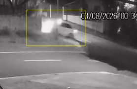 Veja momento em que Onix bate contra muro em Cascavel