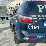 PRF cumpre mandado de prisão por estupro de vulnerável durante fiscalização na BR-116, em Colombo Imagem relativa a PRF cumpre mandado de prisão por estupro de vulnerável durante fiscalização na BR-116, em Colombo