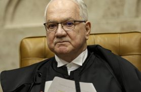 Fachin: críticas não fragilizam STF, mas fortalecem democracia
