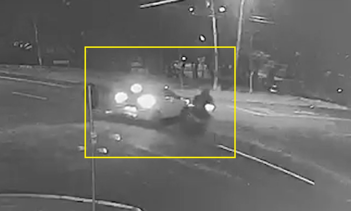 Vídeo mostra acidente entre moto e carro no Bairro Cancelli