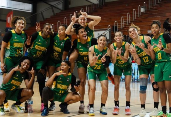 Brasil vence Chile na estreia do Sul-Americano de basquete feminino Brasil vence Chile na estreia do Sul-Americano de basquete feminino