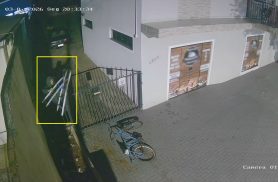 Ladrão pula portão e furta escada no Jardim Nova Itália