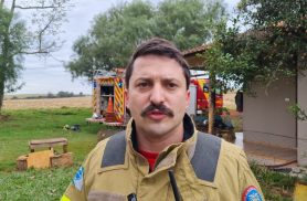 "Chegou a condenar a estrutura da residência", afirma tenente sobre incêndio em Cascavel