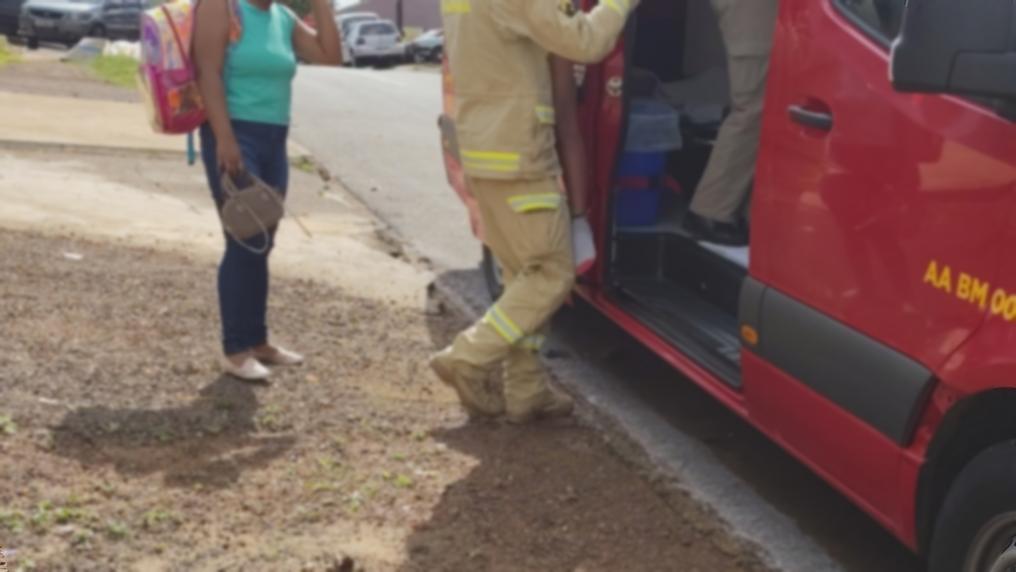 Criança é atingida por portão e sofre ferimentos nas costas em Cascavel