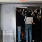 Imagem relativa a Usuários de trens mudam rotina por causa de greve da CPTM