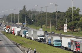 Lei garante frete mínimo no transporte de cargas; saiba o que muda