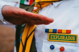 Muito além do uniforme: escotistas são celebrados em toda a América