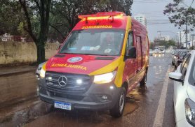 Mulher é atropelada no Centro de Cascavel