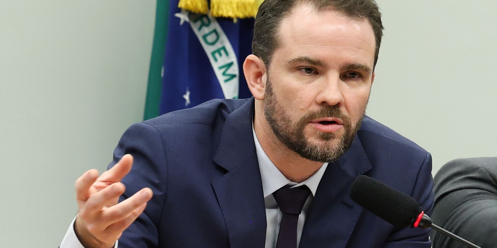 Imagem referente a Durigan diz que aumento da dívida decorre dos juros, não dos gastos