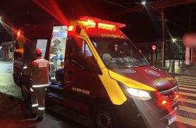 Motociclista sofre queda após passar por poça de óleo no Bairro Alto Alegre