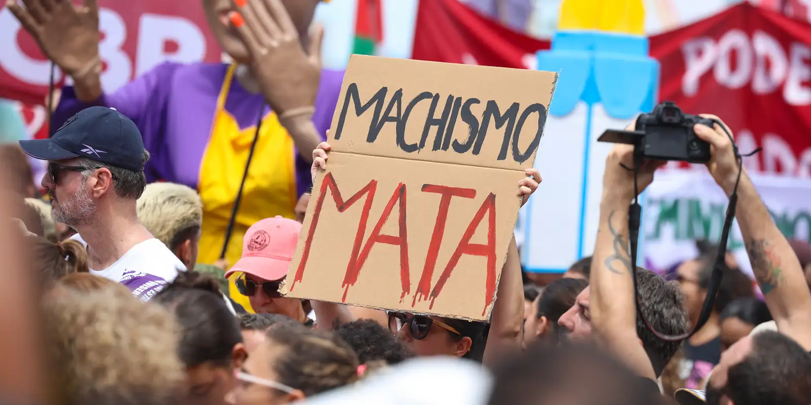 Imagem referente a Sobrecarga doméstica expõe mulheres à violência, dizem especialistas