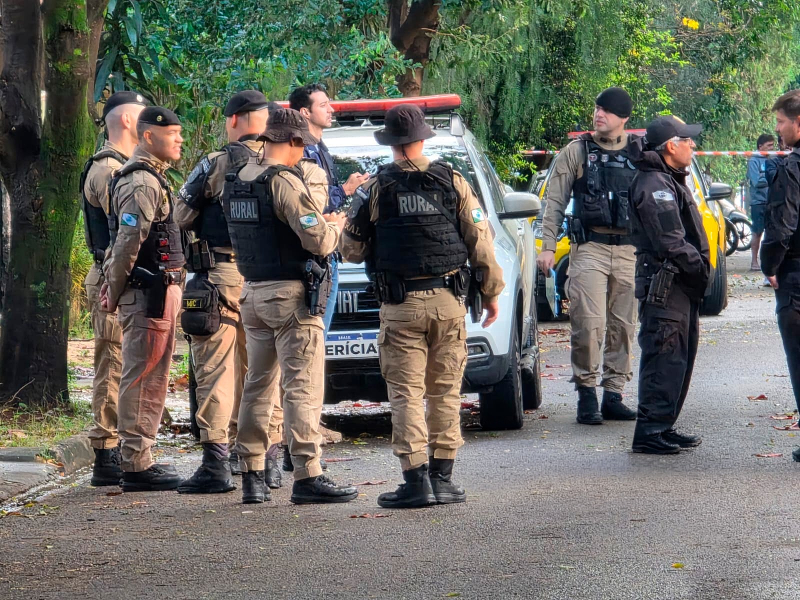 Dois morrem em confronto com a ROTAM durante operação em Sarandi Imagem referente a Dois morrem em confronto com a ROTAM durante operação em Sarandi