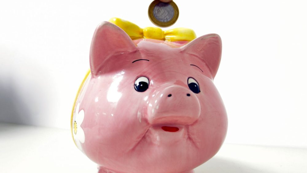 Retiradas da poupança superam depósitos em R$ 7,15 bilhões em julho Imagem referente a Retiradas da poupança superam depósitos em R$ 7,15 bilhões em julho
