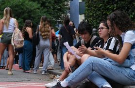 Saeb 2025: Brasil recupera nível pré-pandemia, mas ainda tem gargalos
