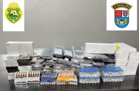 Poltronas de ônibus escondiam carga de eletrônicos e medicamentos