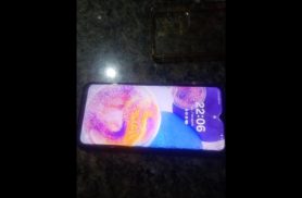 Foi achado celular da marca Samsung no bairro Centro