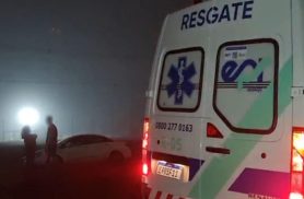 Motorista perde controle e Siena sai da pista na BR-277