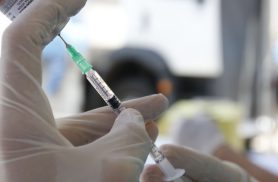 Campanha contra sarampo vacinou 280 mil pessoas em SP em uma semana