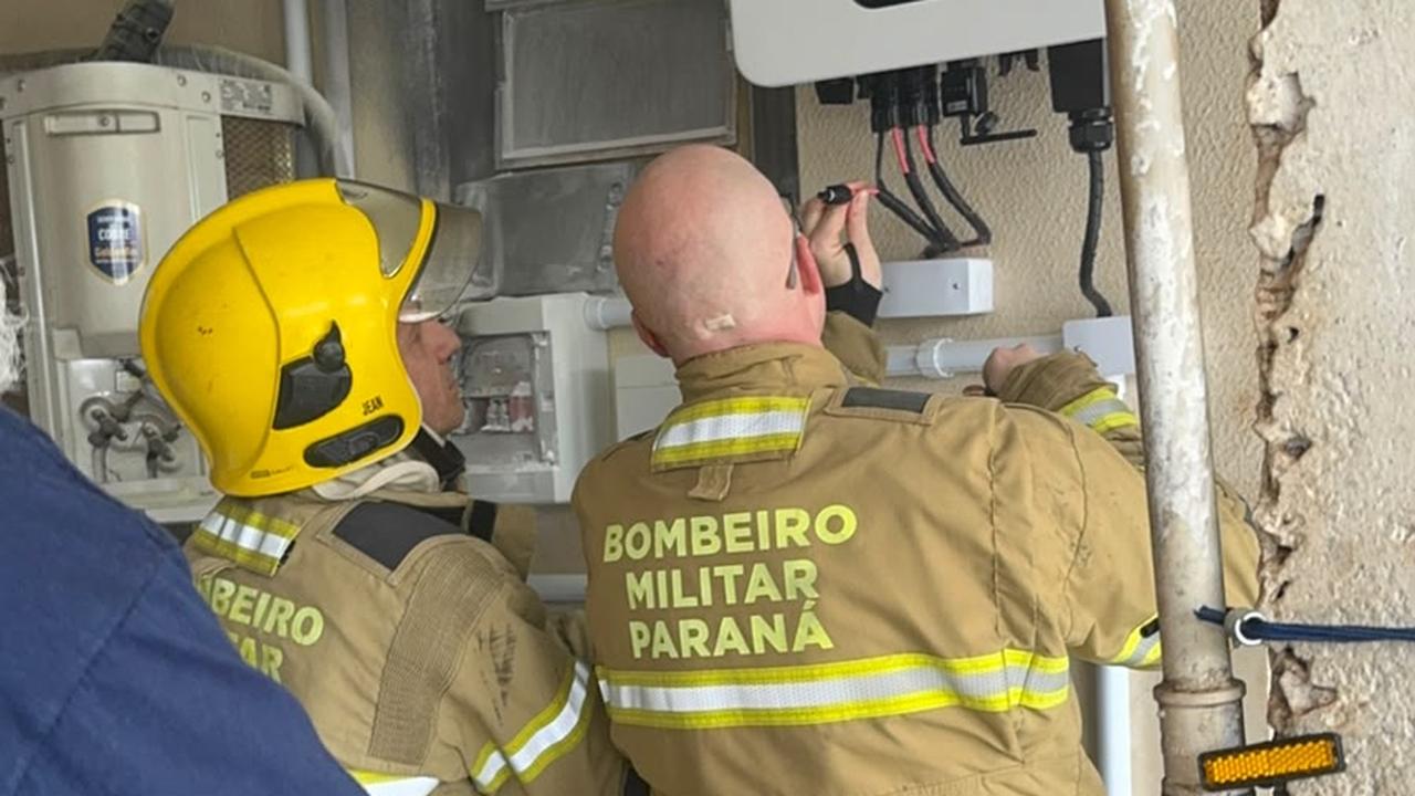 Curto-circuito em painéis solares provoca princípio de incêndio no São Cristóvão