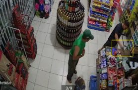 Cliente saca revólver na frente de criança e ameaça funcionária de conveniência em Cascavel