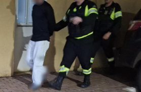 Motorista é preso por embriaguez ao volante transportando crianças de forma irregular