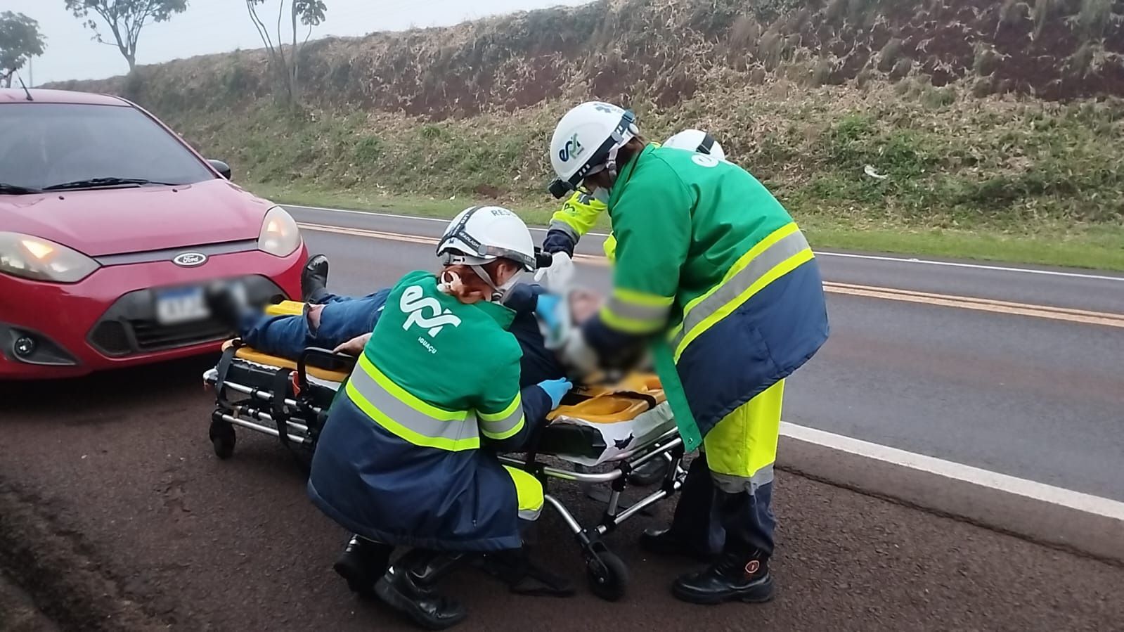 Motociclista fica ferido em acidente na rodovia BR-277, em Cascavel