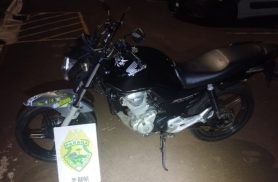 Motociclista foge da PM por cerca de 20 minutos e é detido após queda em Pato Branco
