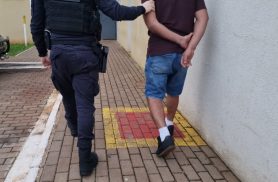 Homem é detido após confusão em unidade de saúde no Alto Alegre Homem é detido após confusão em unidade de saúde no Alto Alegre