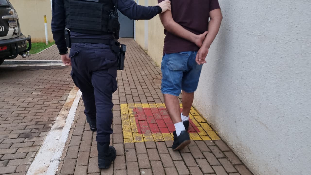 Homem é detido após confusão em unidade de saúde no Alto Alegre