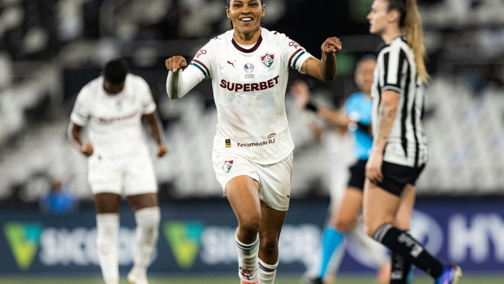 Fluminense domina, vence e complica Botafogo no Brasileirão Feminino Imagem referente a Fluminense domina, vence e complica Botafogo no Brasileirão Feminino