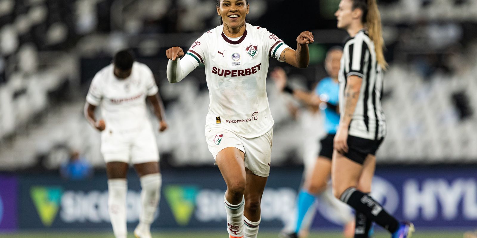 Imagem referente a Fluminense domina, vence e complica Botafogo no Brasileirão Feminino