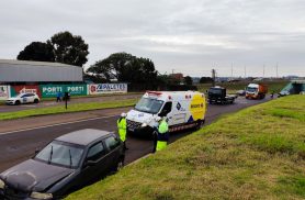 Carros se envolvem em colisão na rodovia PRc-467, em Cascavel