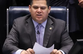Governo pede a Alcolumbre que instale comissão sobre MP das Blusinhas Governo pede a Alcolumbre que instale comissão sobre MP das Blusinhas