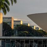 Líder do PT passa mal e Câmara suspende votações Imagem relativa a Líder do PT passa mal e Câmara suspende votações