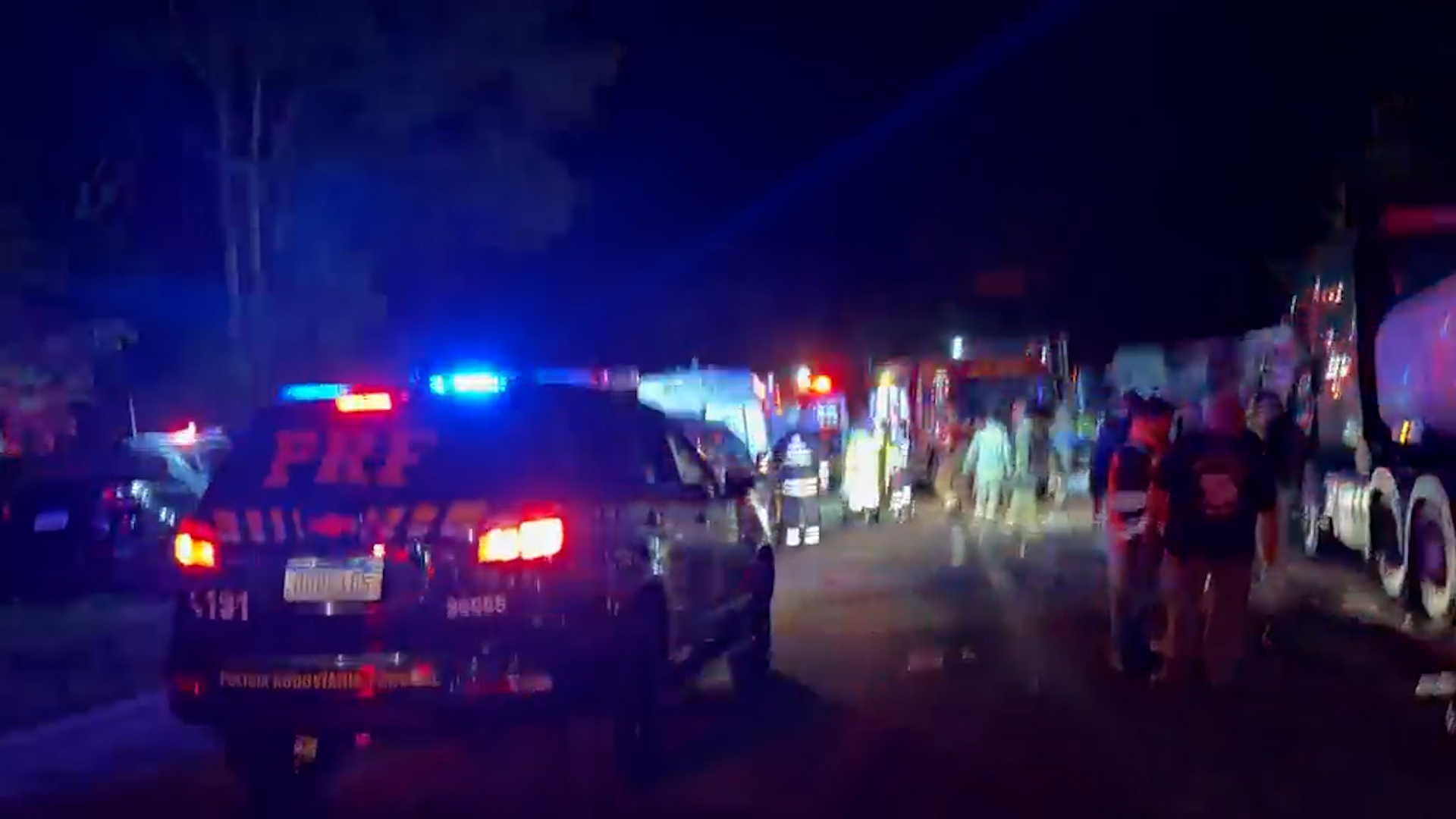 BR-277 segue bloqueada após confronto em Nova Laranjeiras; fila chega a 13 quilômetros