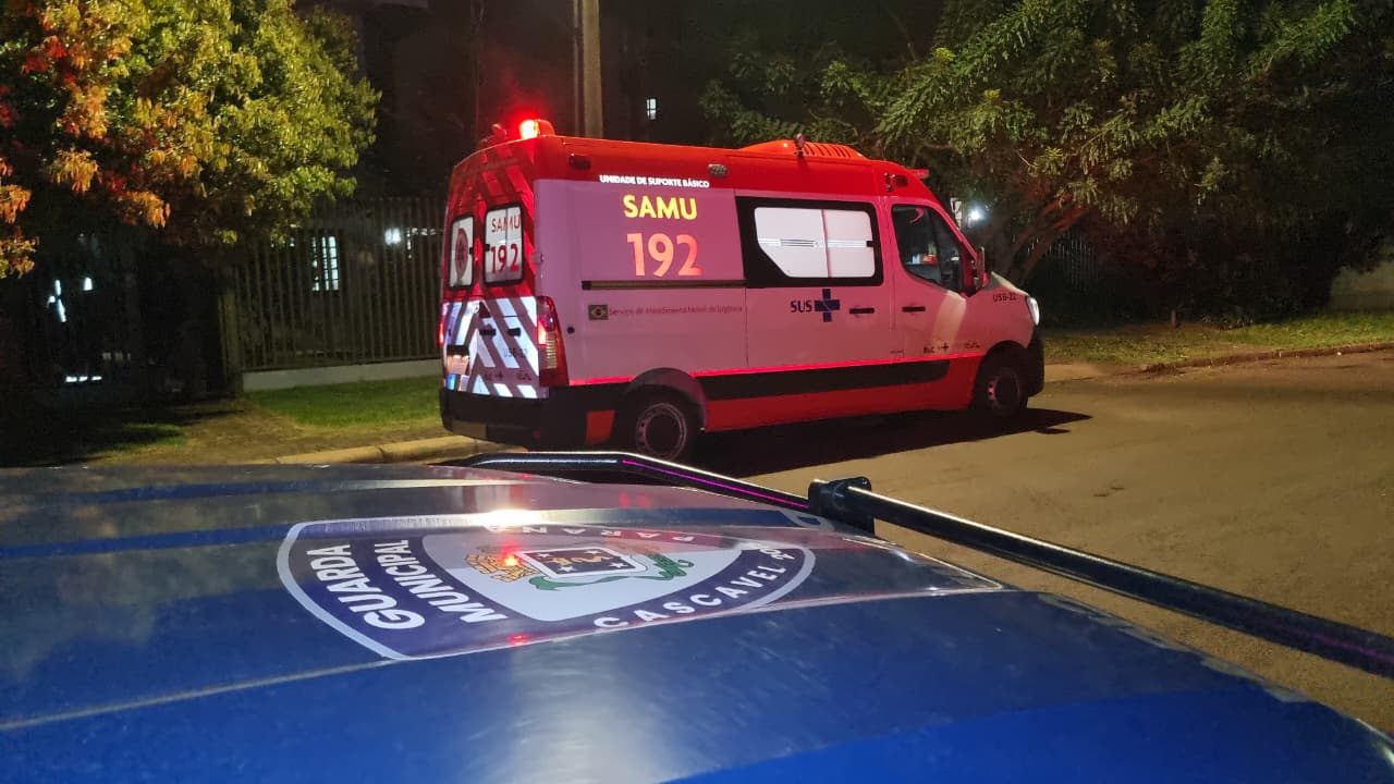 Rapaz em surto mobiliza Samu e Guarda Municipal em Cascavel
