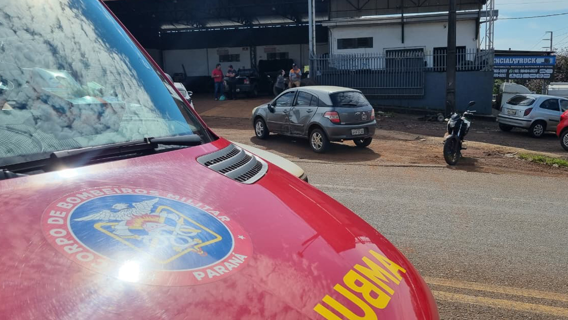 Homem fica ferido em acidente entre carro e moto na PRc-467 em Cascavel