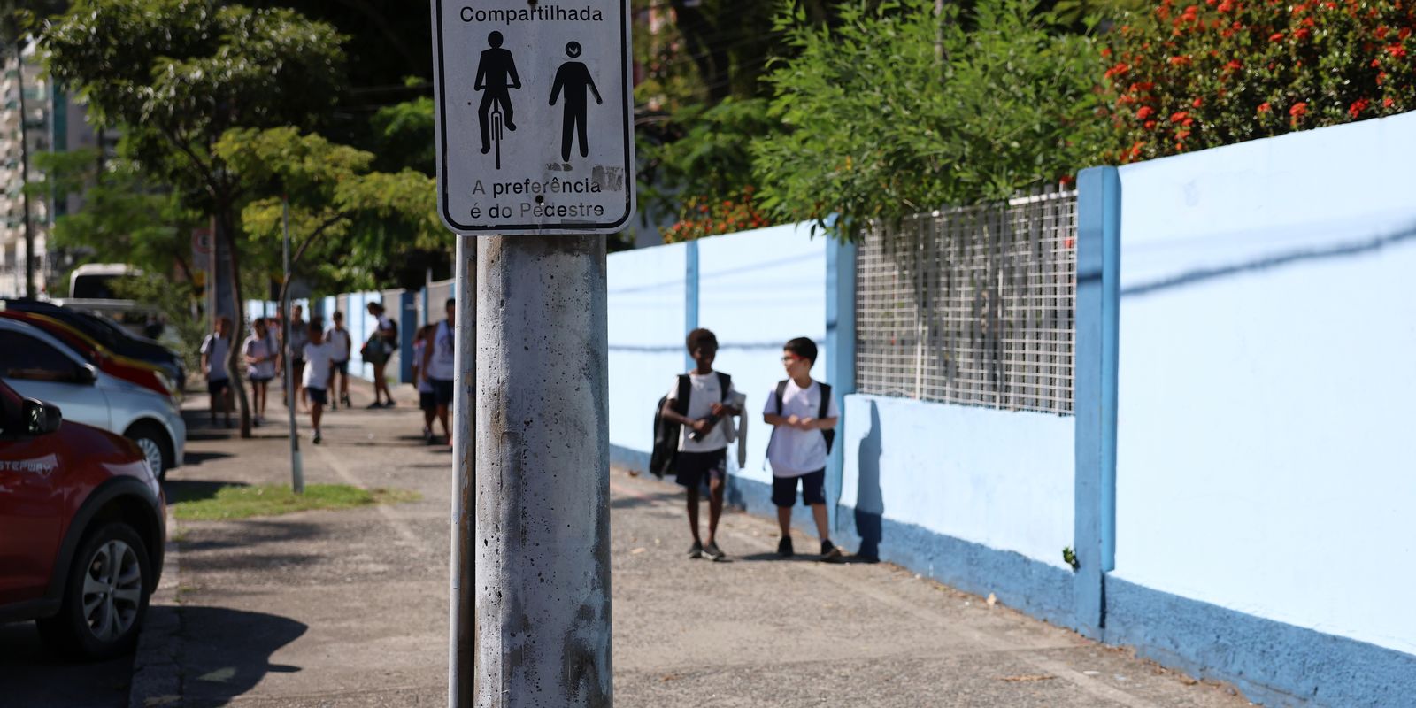 Imagem referente a Brasil reduz pobreza, mas amplia desigualdades, mostra estudo