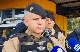"Não podem ser classificados como indígenas, mas sim como bandidos", afirma PM sobre tentativa de saque "Não podem ser classificados como indígenas, mas sim como bandidos", afirma PM sobre tentativa de saque