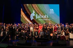 Cerimônia em São Paulo revela vencedores do 3º Prêmio Jabuti Acadêmico Cerimônia em São Paulo revela vencedores do 3º Prêmio Jabuti Acadêmico