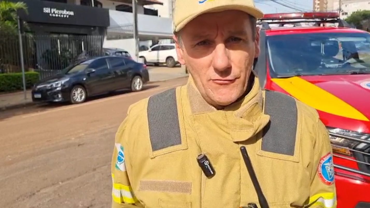 “Era apenas uma vela que estava acesa”: fumaça faz moradores evacuarem prédio em Cascavel