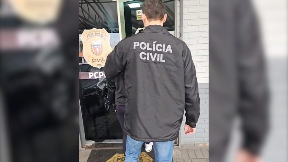Adolescente é apreendida após agressão a mulher durante confusão de trânsito em Cascavel Imagem referente a Adolescente é apreendida após agressão a mulher durante confusão de trânsito em Cascavel
