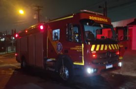 Curto-circuito em carrinho elétrico provoca incêndio e assusta moradores em Cascavel