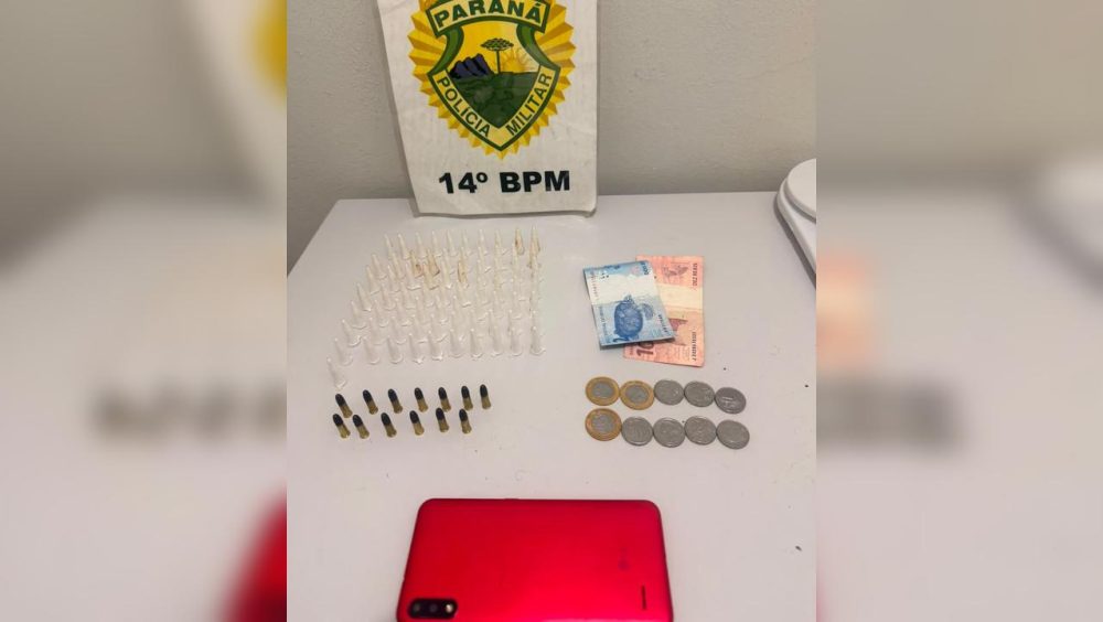 Polícia Militar prende dois homens por tráfico de drogas e apreende cocaína em São Miguel do Iguaçu Imagem referente a Polícia Militar prende dois homens por tráfico de drogas e apreende cocaína em São Miguel do Iguaçu