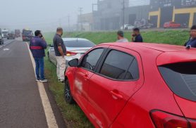 Argo e Elantra se envolvem em acidente na BR-277, em Cascavel