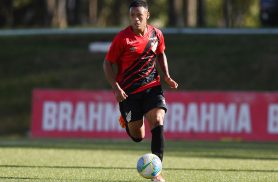 Justiça condena Léo Derik, jogador do Athletico-PR, a 13 anos de prisão por estupro Justiça condena Léo Derik, jogador do Athletico-PR, a 13 anos de prisão por estupro