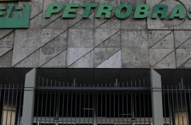 Petrobras anuncia descoberta de petróleo na Foz do Amazonas Petrobras anuncia descoberta de petróleo na Foz do Amazonas